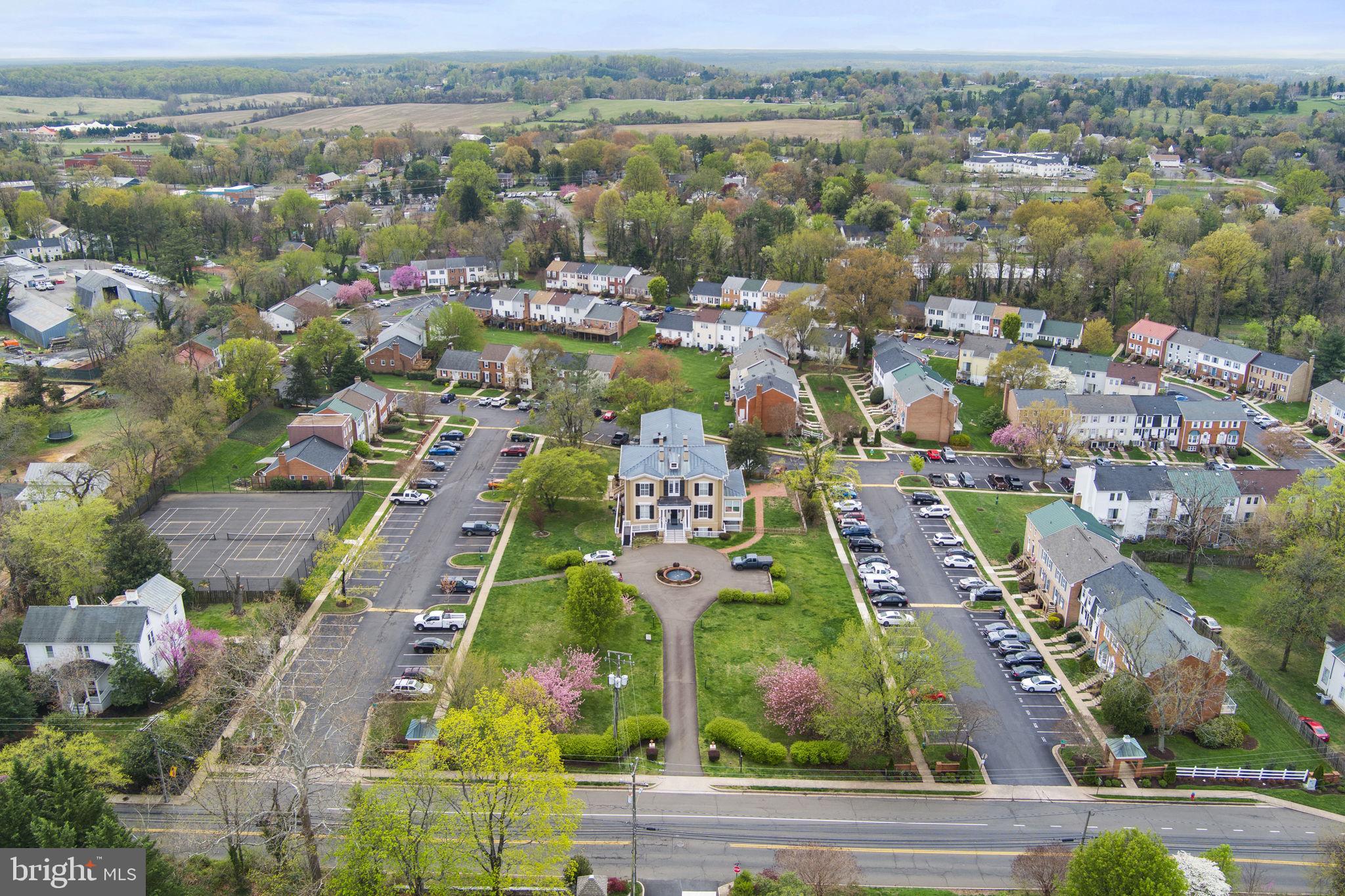 LEEDS SQUARE - Residential