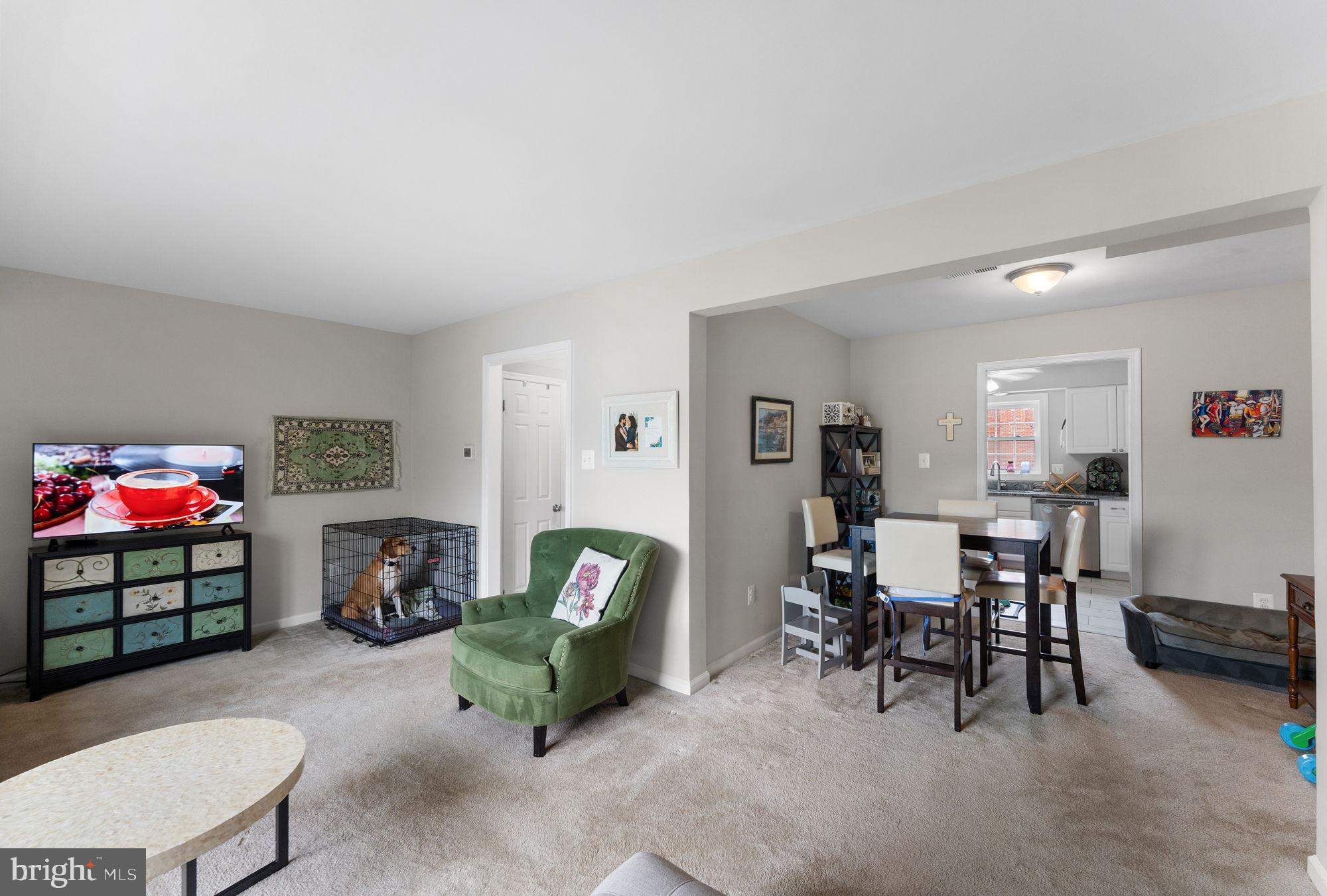 LEEDS SQUARE - Residential