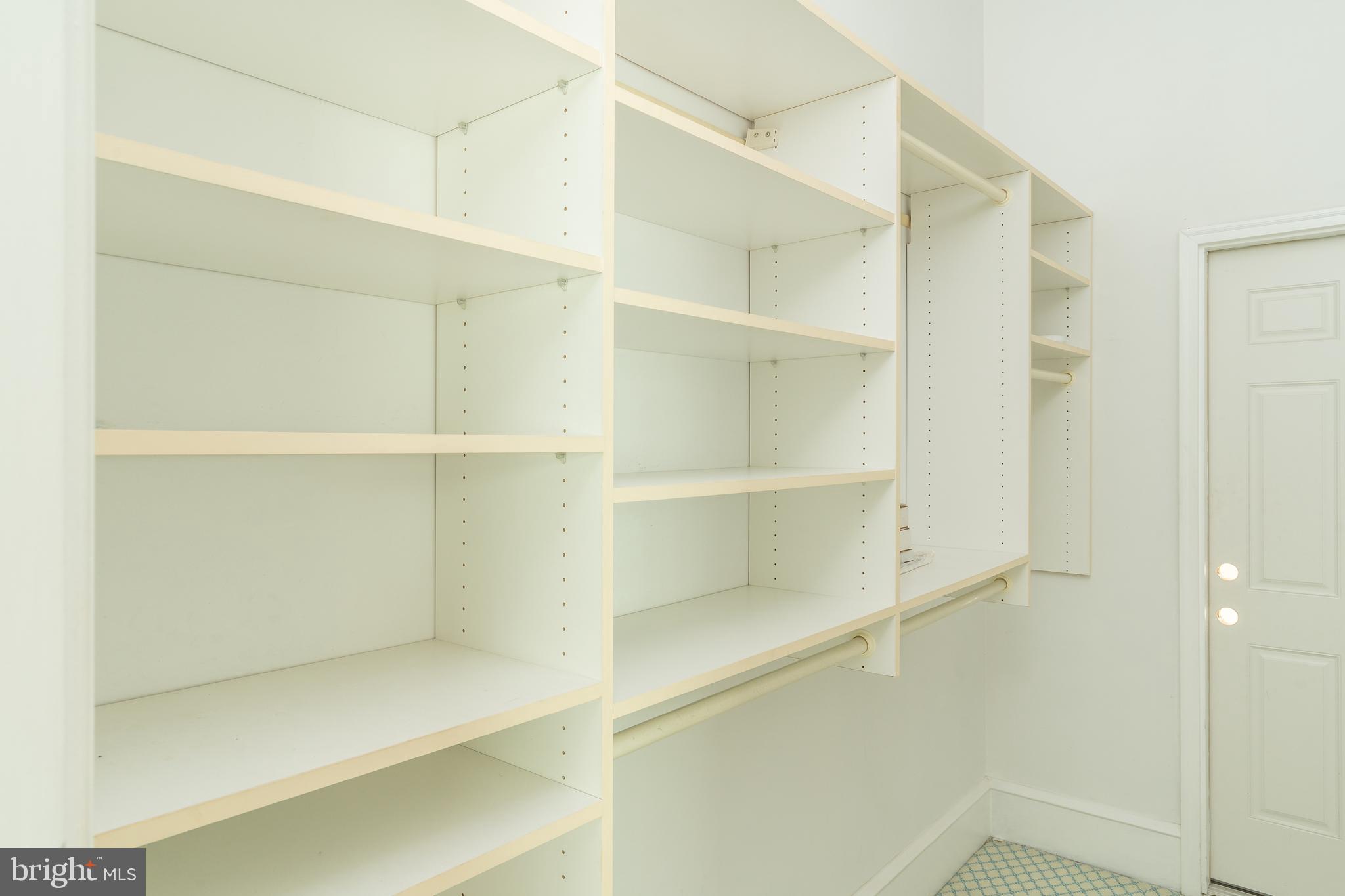 FOX CHASE - Residential