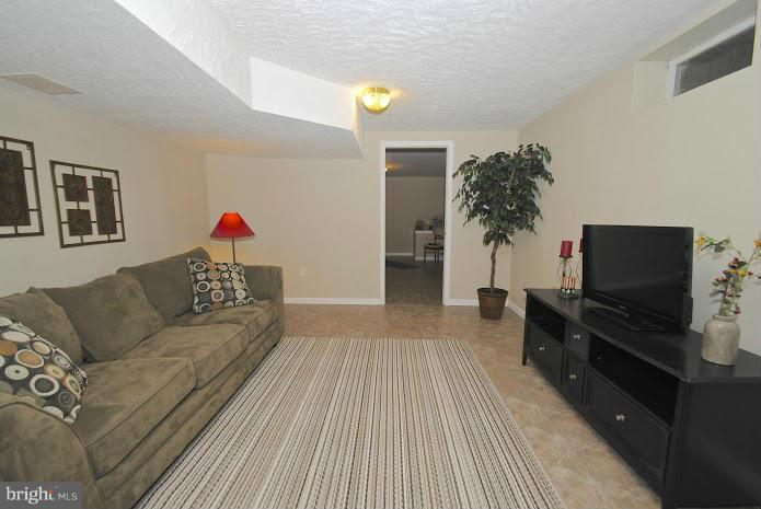 CHAPEL VILLAGE - Residential