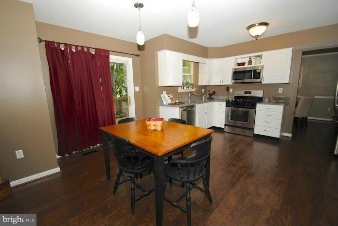 CHAPEL VILLAGE - Residential