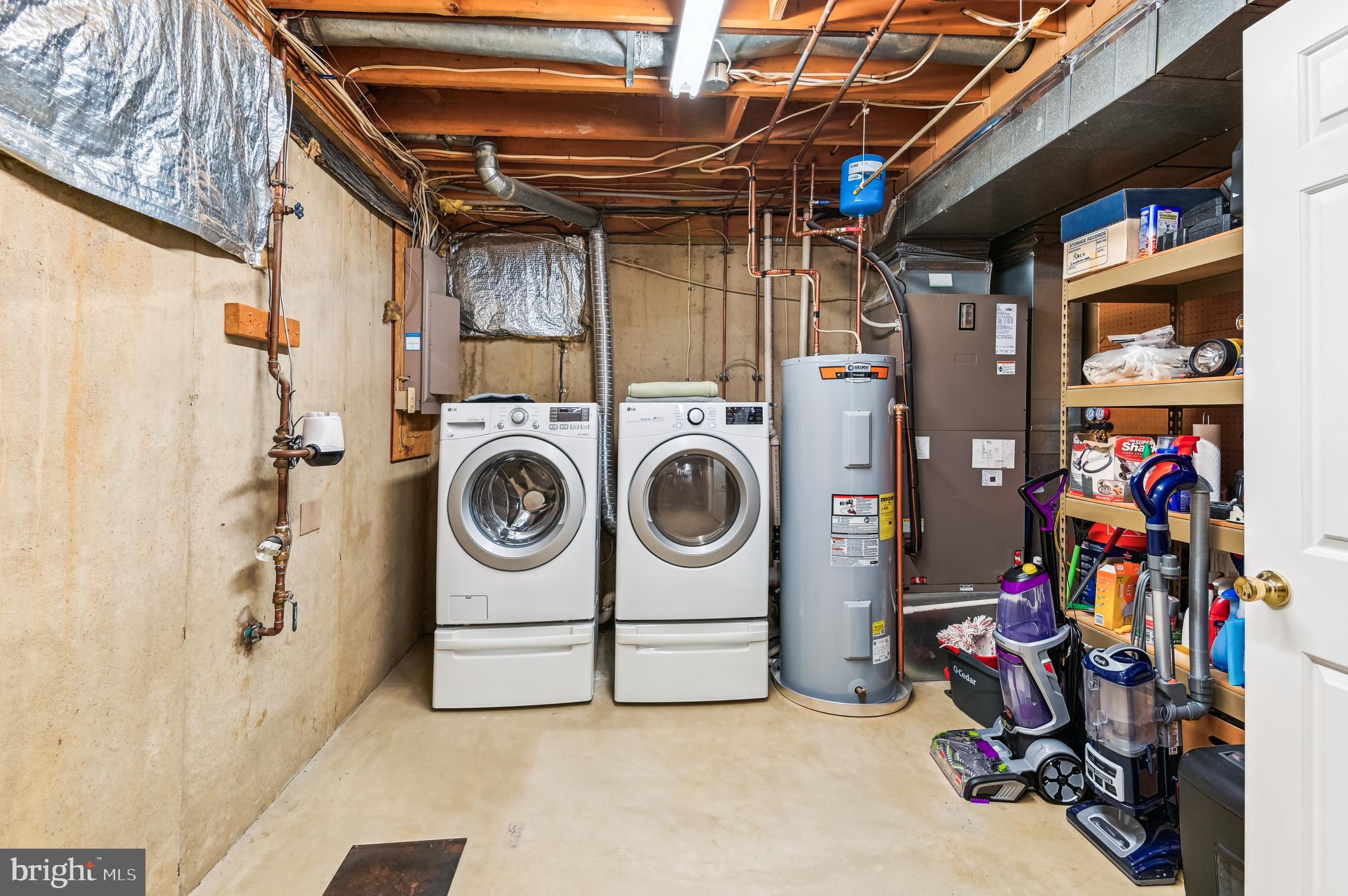 ASPENWOOD - Residential