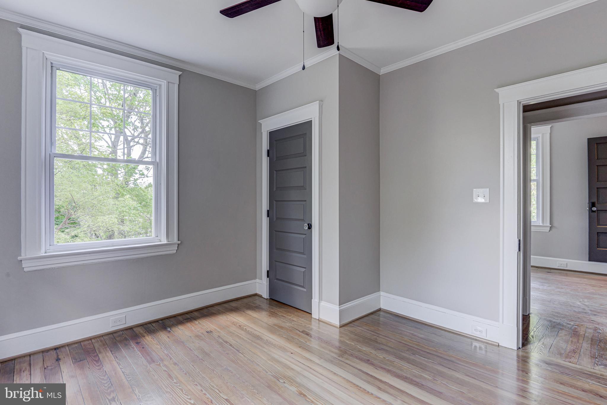 MOUNT WASHINGTON - Residential