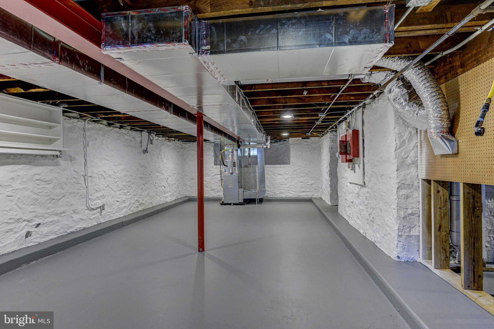 MOUNT WASHINGTON - Residential