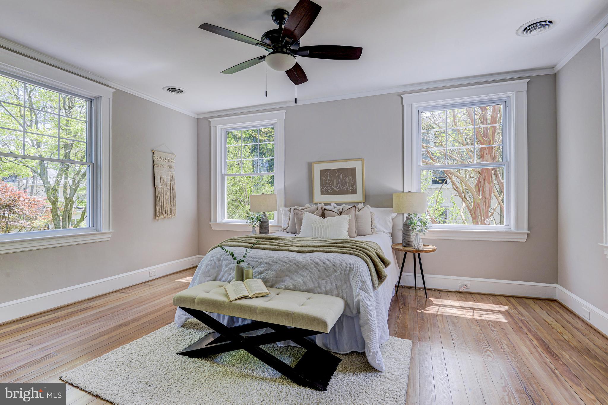 MOUNT WASHINGTON - Residential