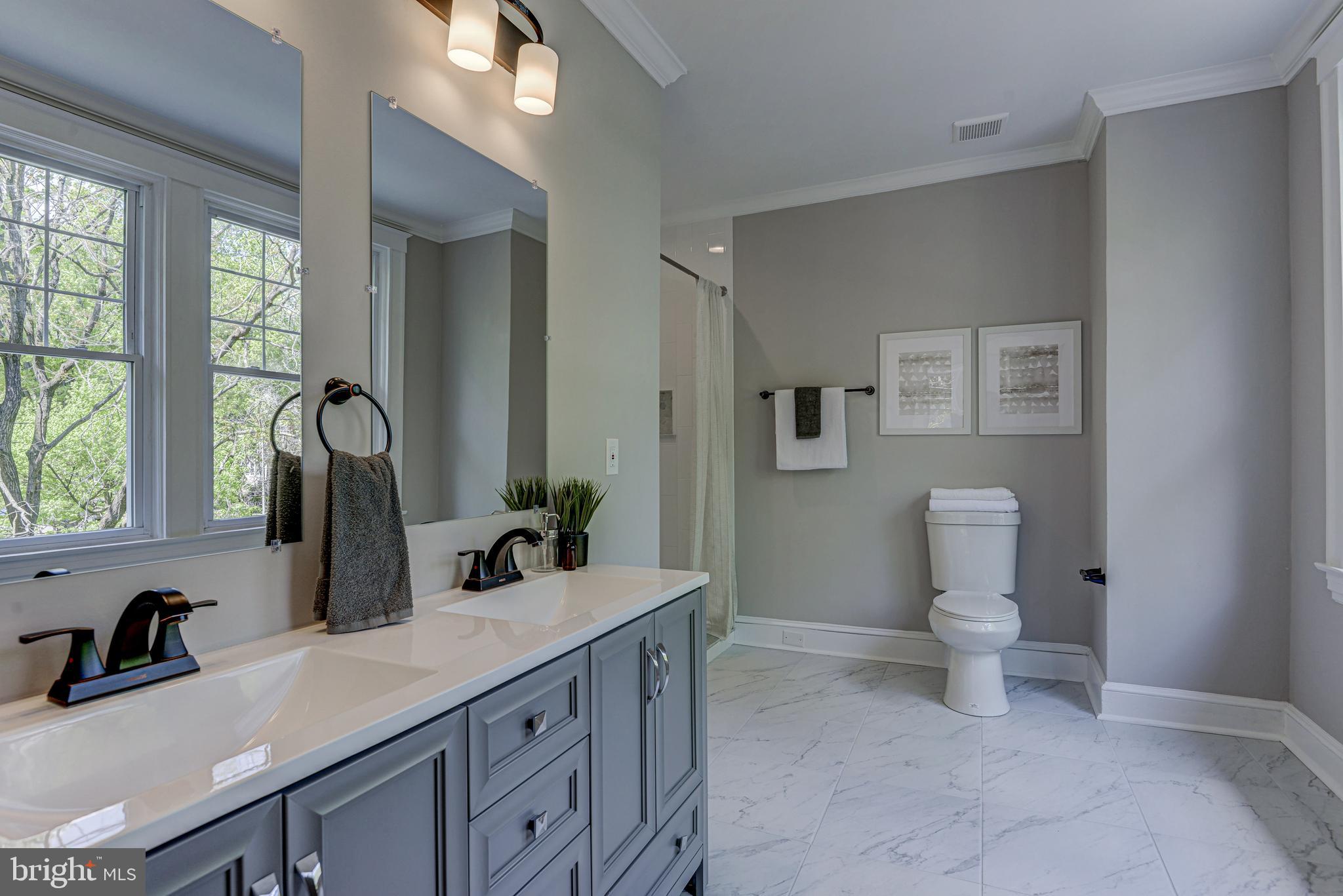 MOUNT WASHINGTON - Residential