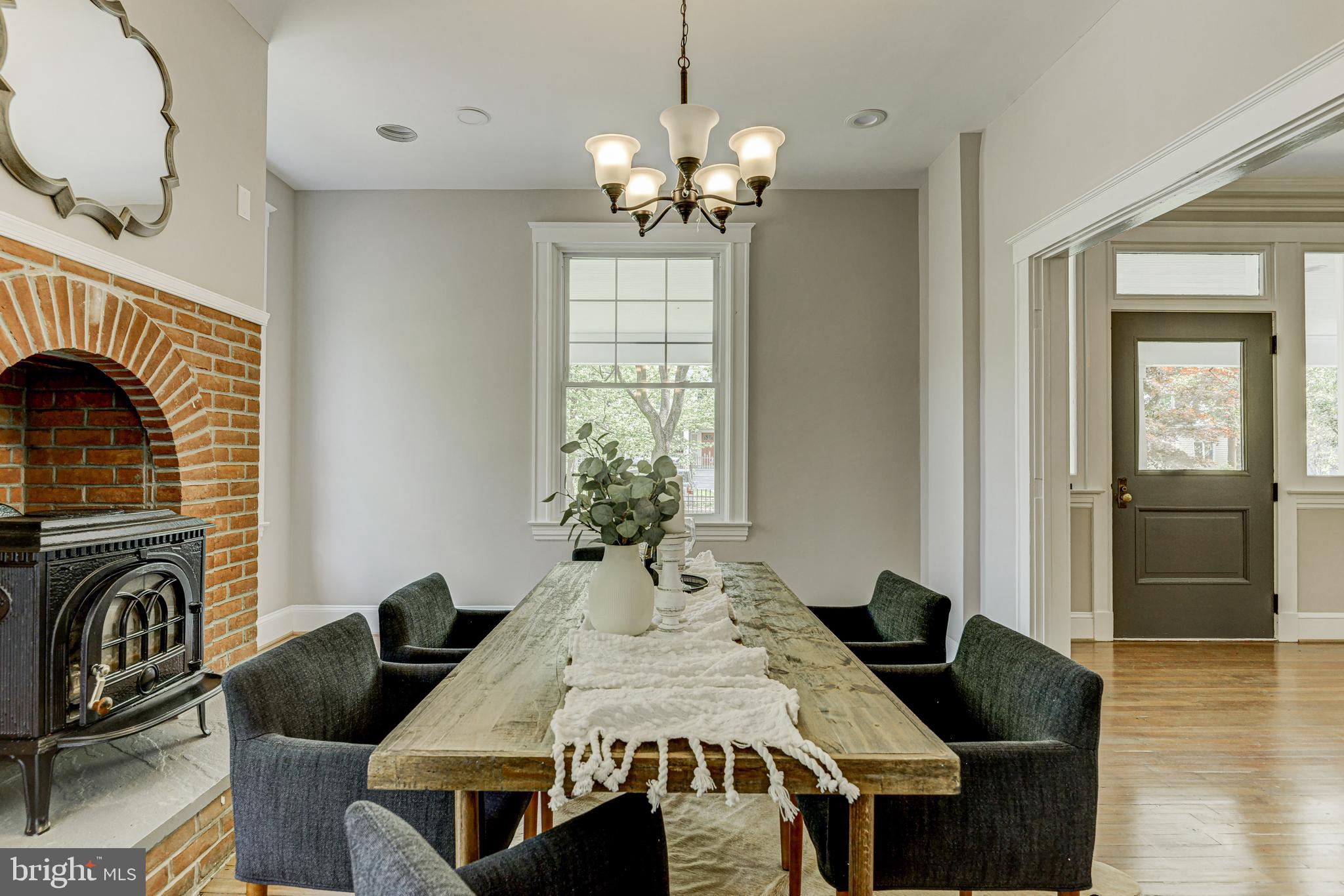 MOUNT WASHINGTON - Residential