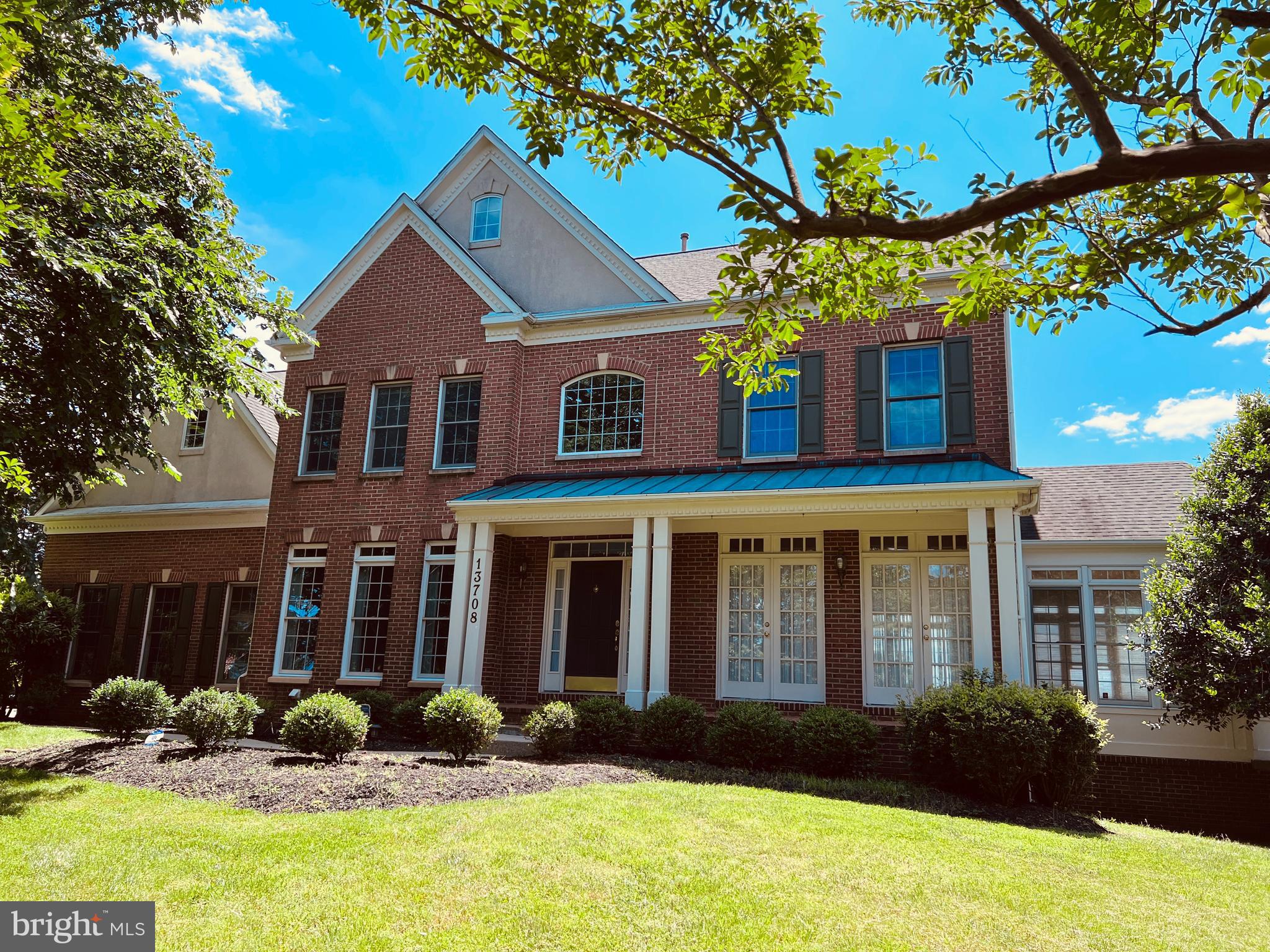 TRAVILAH GROVE - Residential