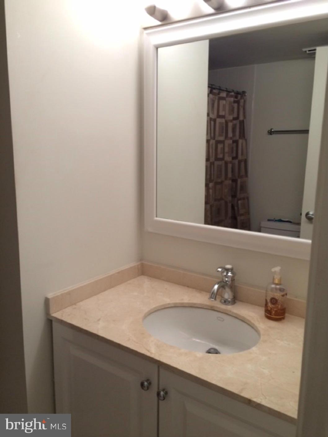 GROSVENOR PARK - Residential Lease