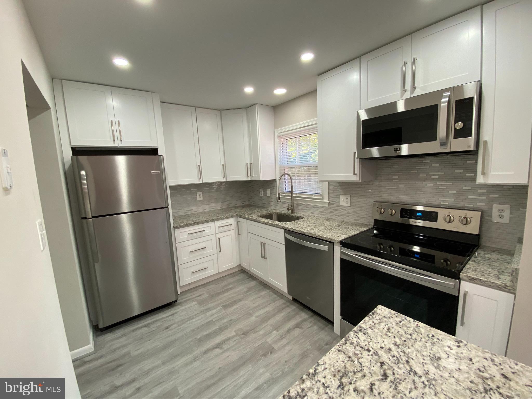 LAKE RIDGE - ANTIETAM - Residential Lease