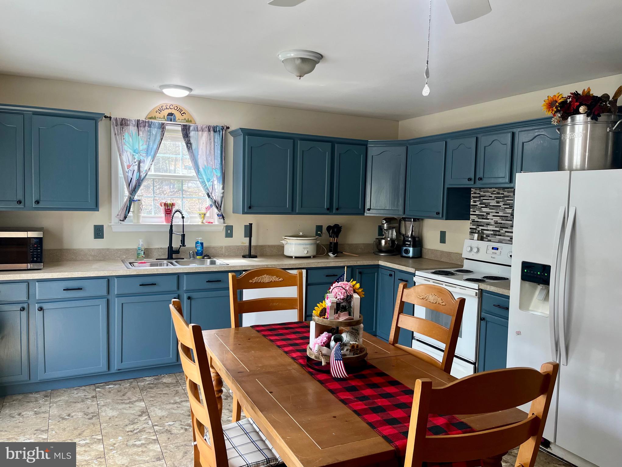 CHESAPEAKE RANCH ESTATES - Residential