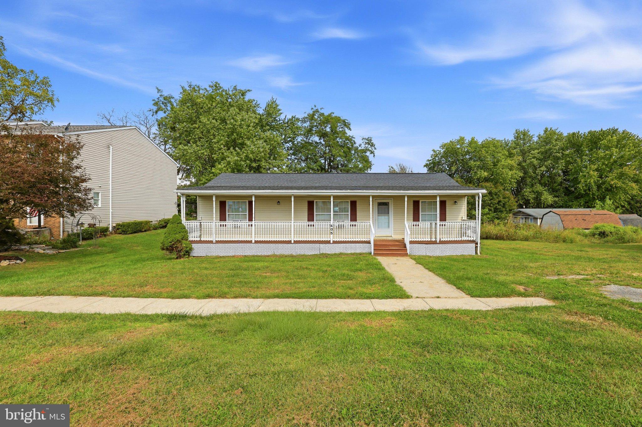 405 E 10TH