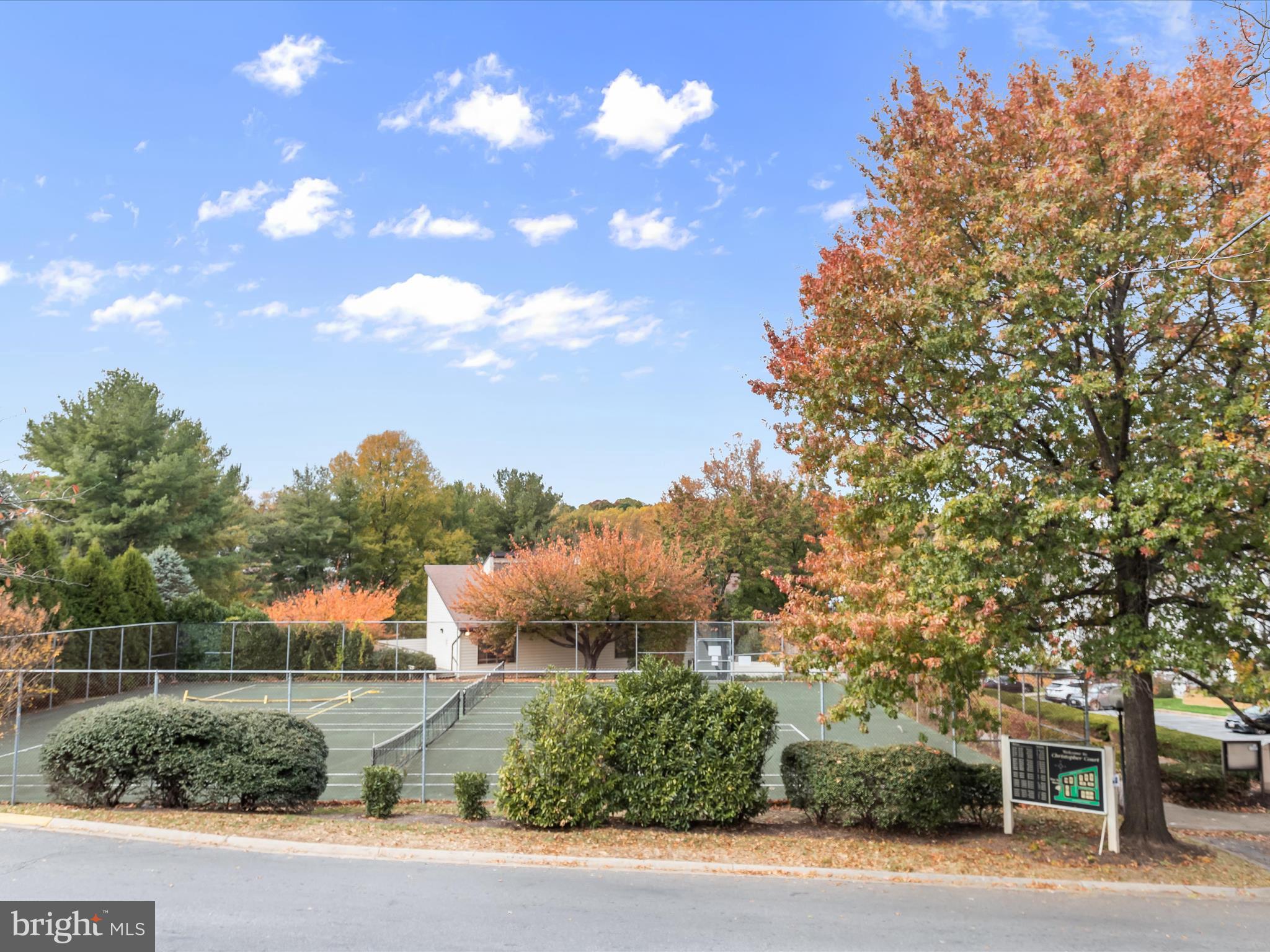 CHRISTOPHER COURT - Residential