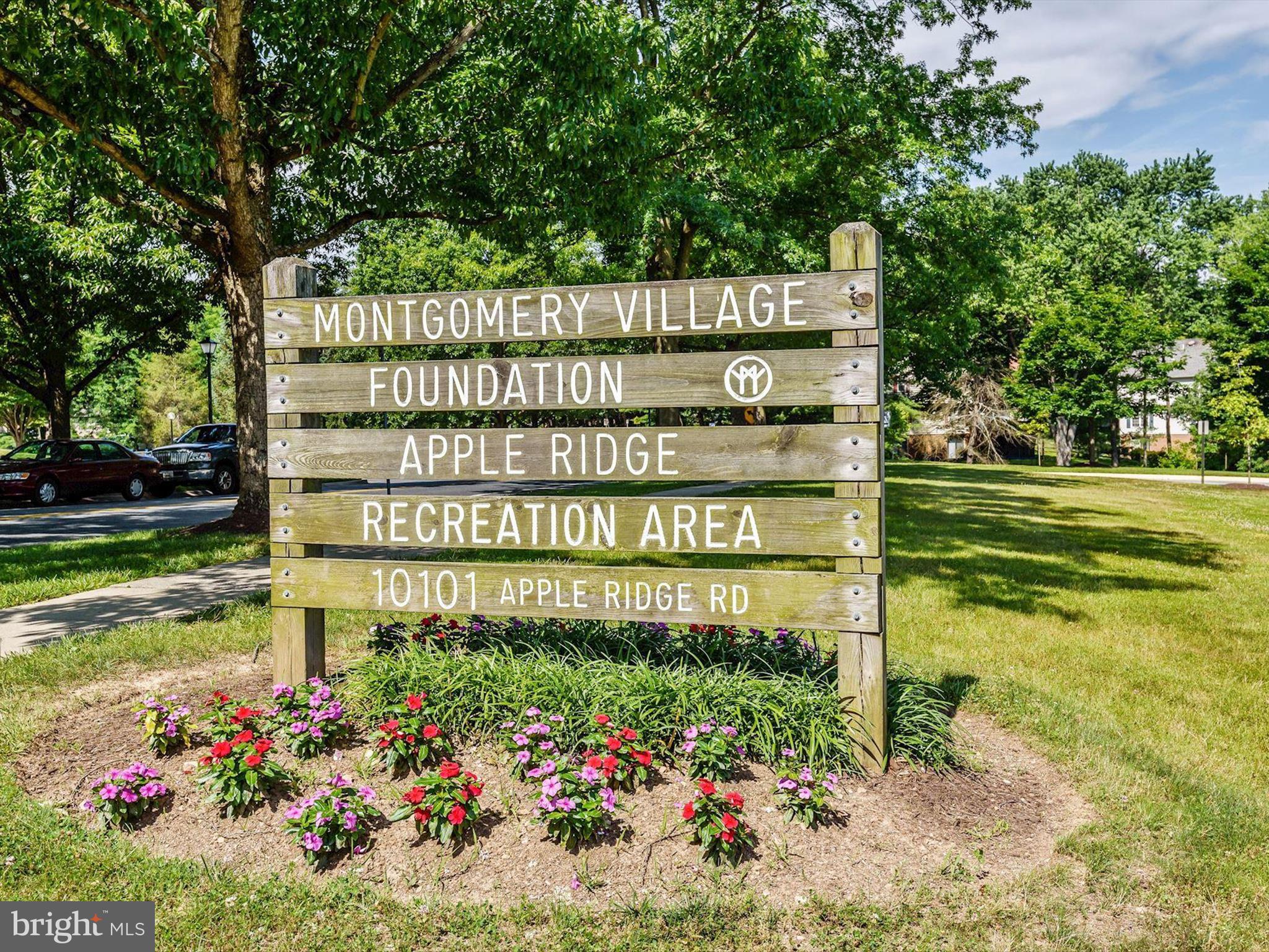 CHRISTOPHER COURT - Residential