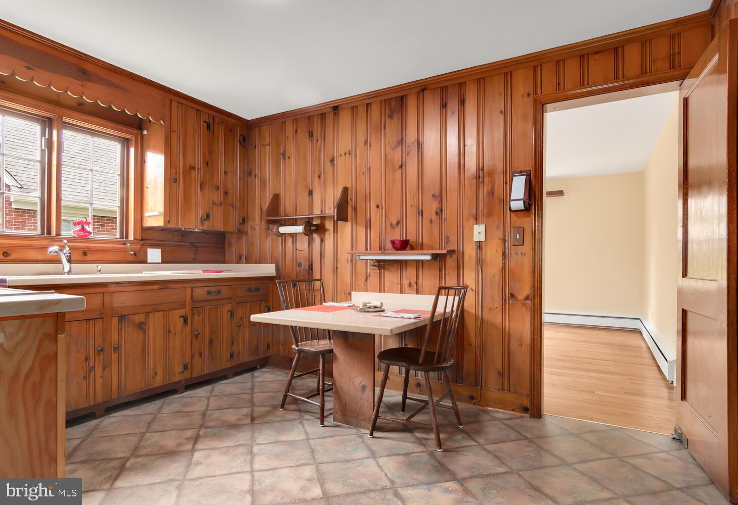 COLLEGE HEIGHTS - Residential