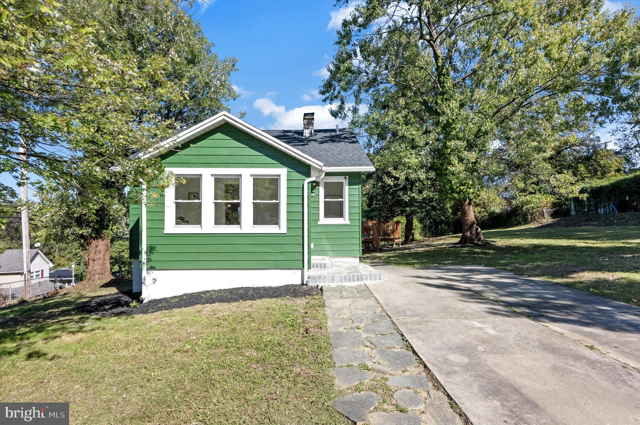 EAST SIDE - Residential