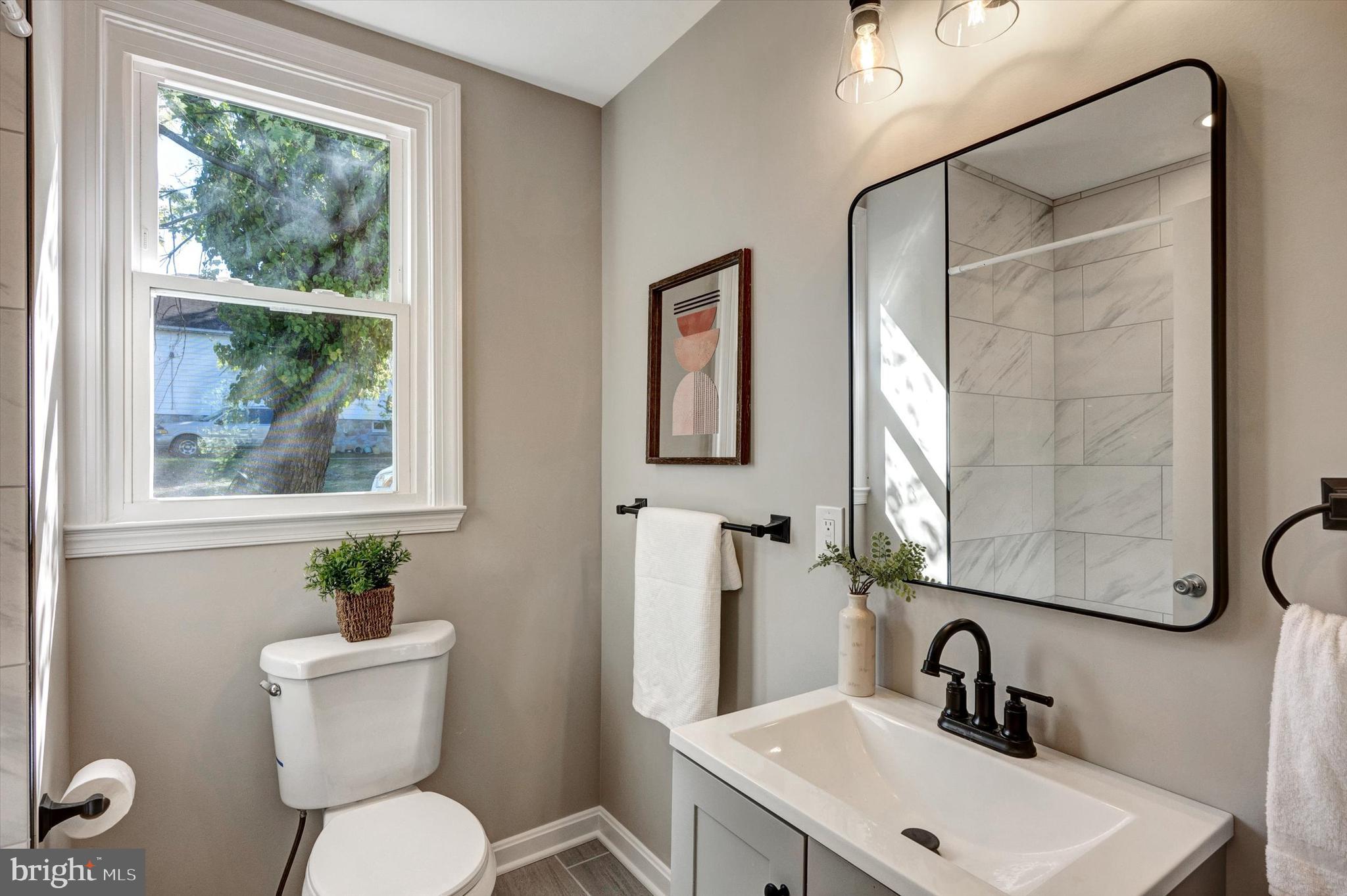 EAST SIDE - Residential