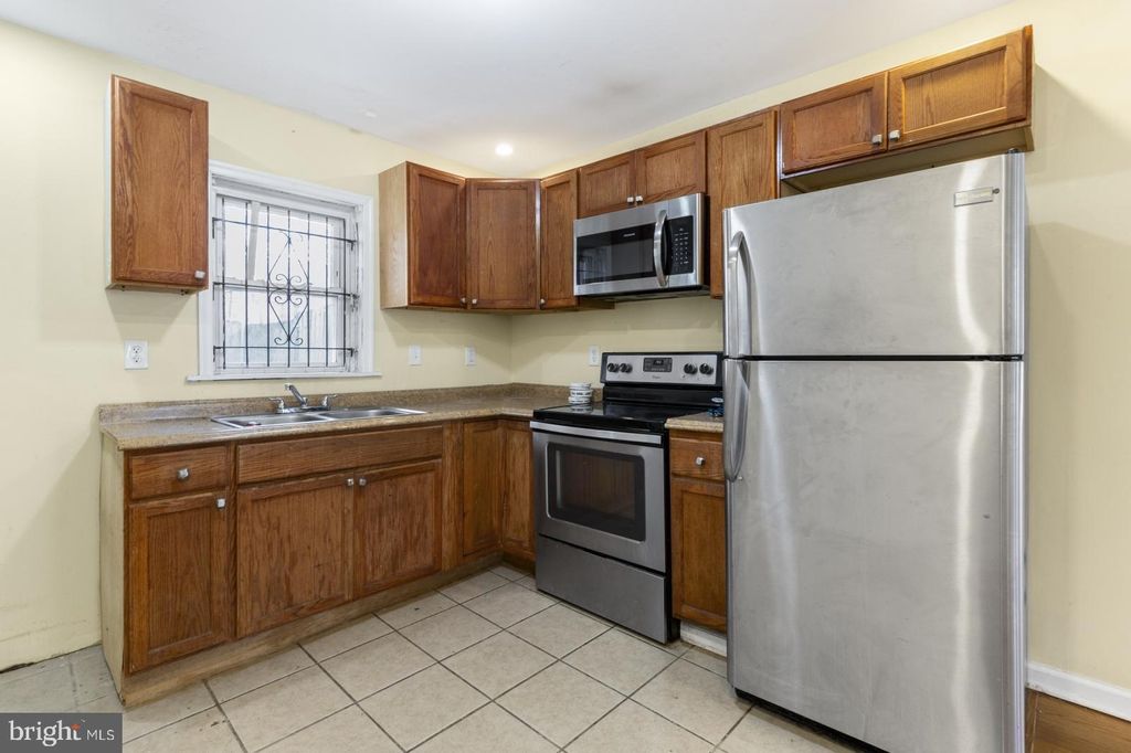 Photo of 1309 S Myrtlewood Street, PHILADELPHIA, PA 19146 (MLS # PAPH2571162)