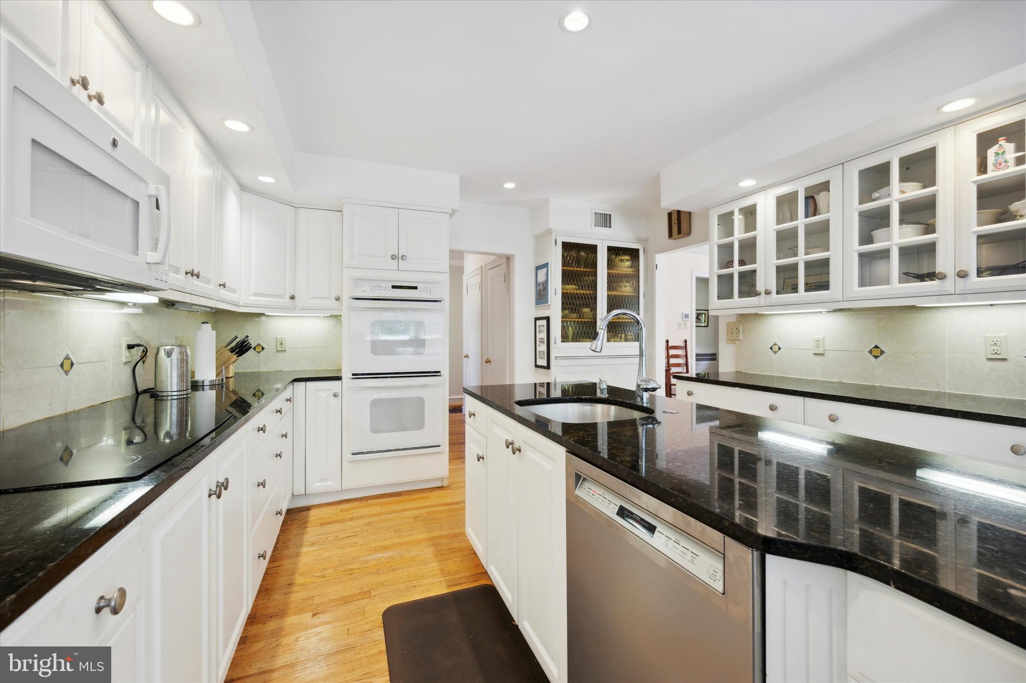 MERION STATION - Residential