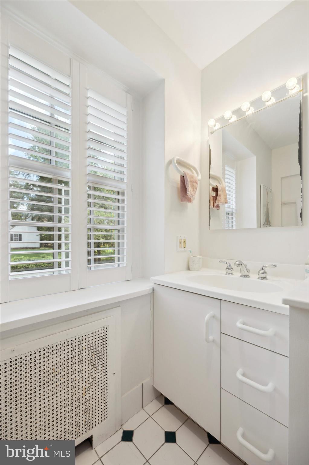 MERION STATION - Residential