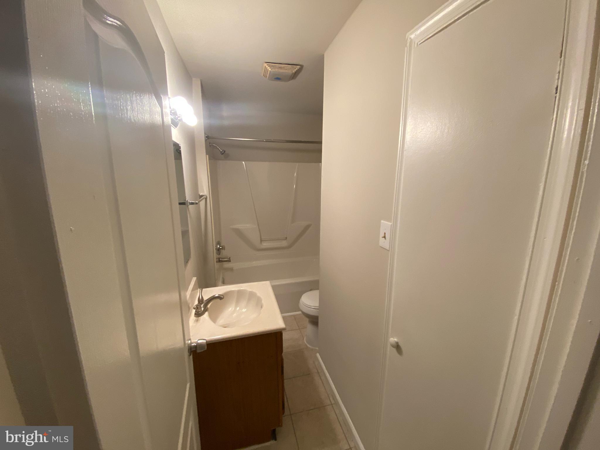 CHATHAM HEIGHTS - Residential Lease