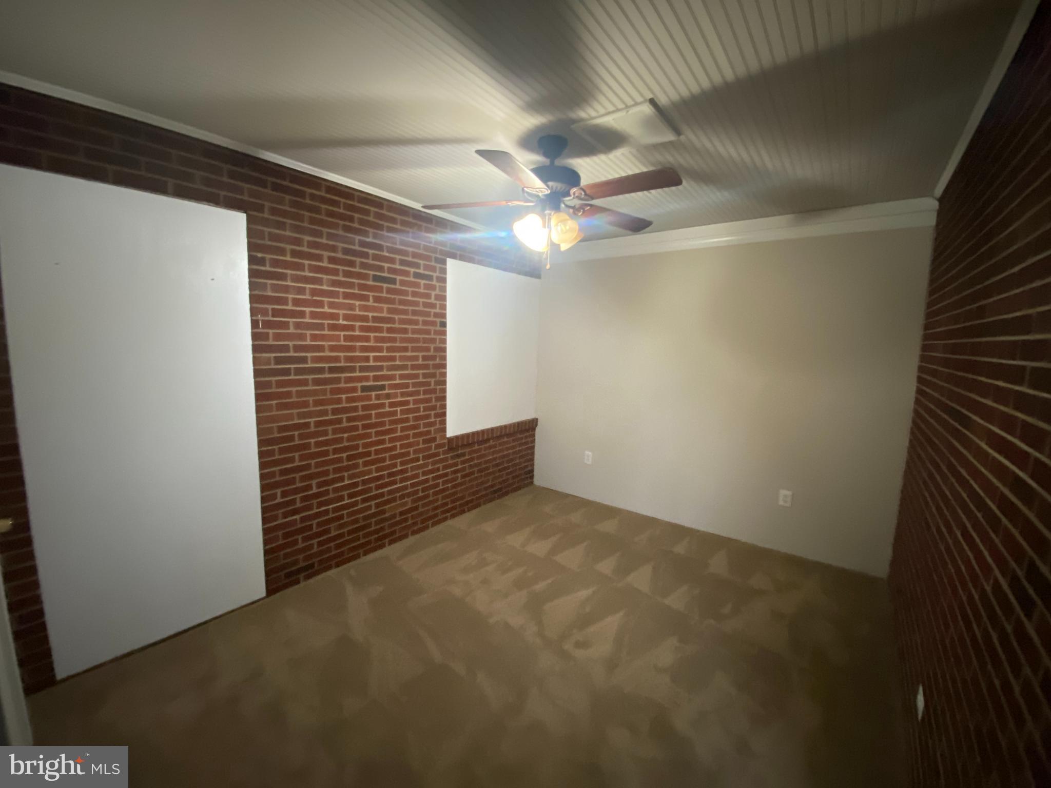 CHATHAM HEIGHTS - Residential Lease