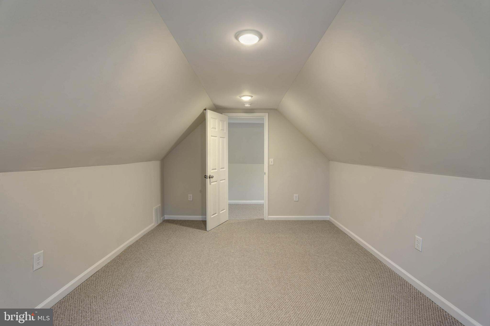 BALTIMORE HIGHLANDS - Residential