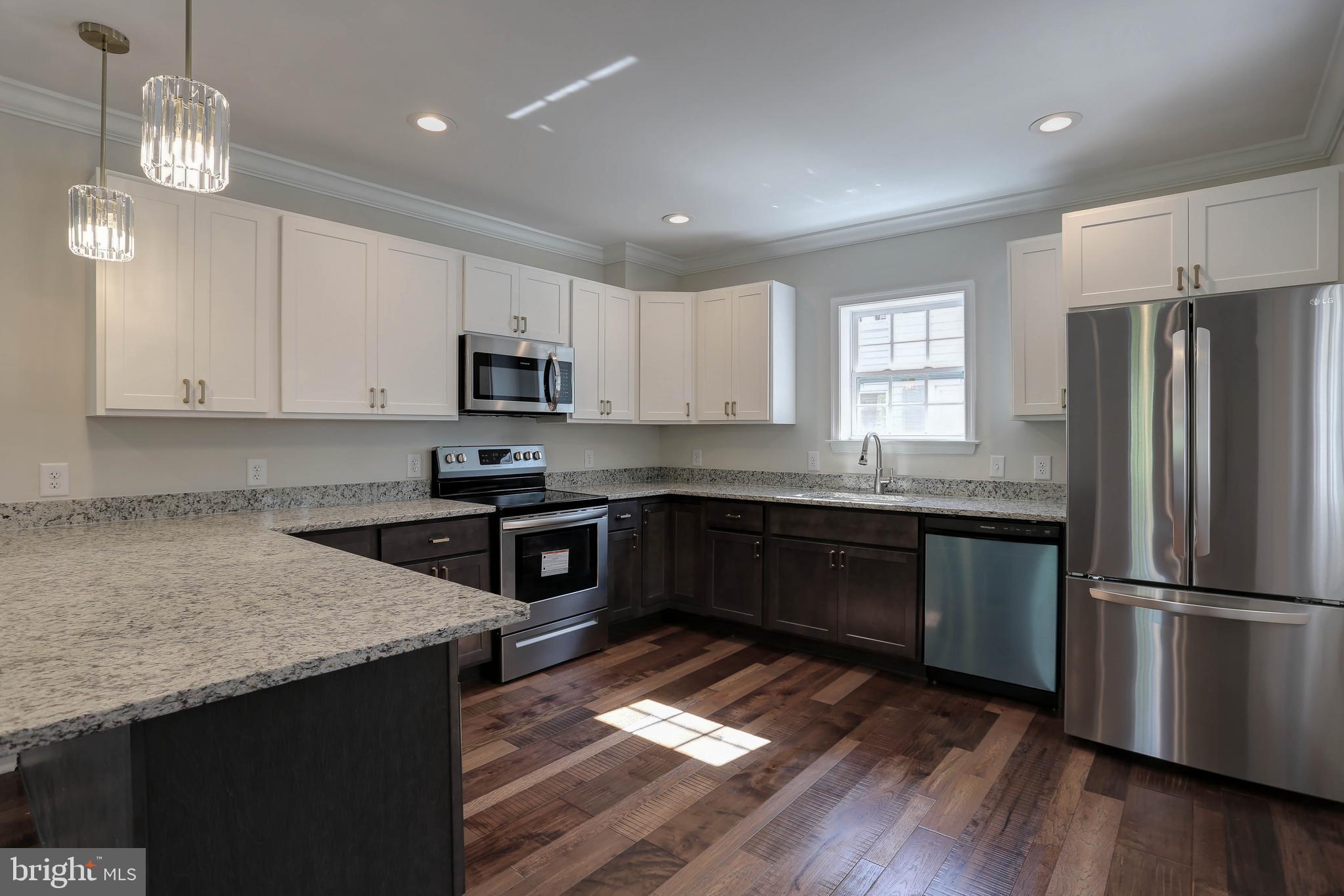 BALTIMORE HIGHLANDS - Residential