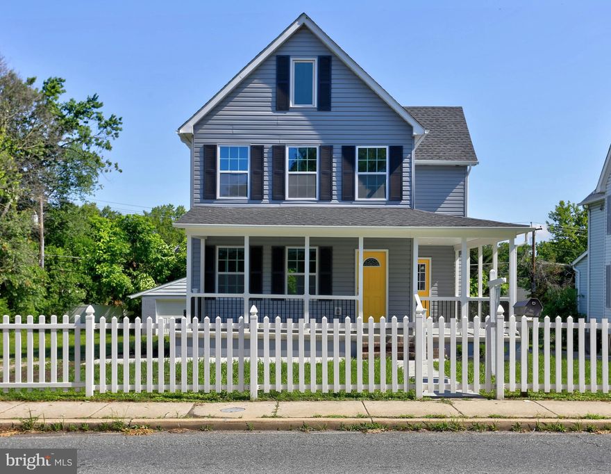 Welcome to 2736 Daisy Avenue, a beautifully rehabbed, light filled, 4 bedroom, 2 1/2 bath featuring stunning wood floors, a 2 car detached garage, and a large yard perfect for your Summer BBQ's! Property offers a brand new roof and siding, stainless steel appliances, granite countertops, and a spacious Master Bedroom and Master Bath! This one won't last long! Contact me today for your private tour!