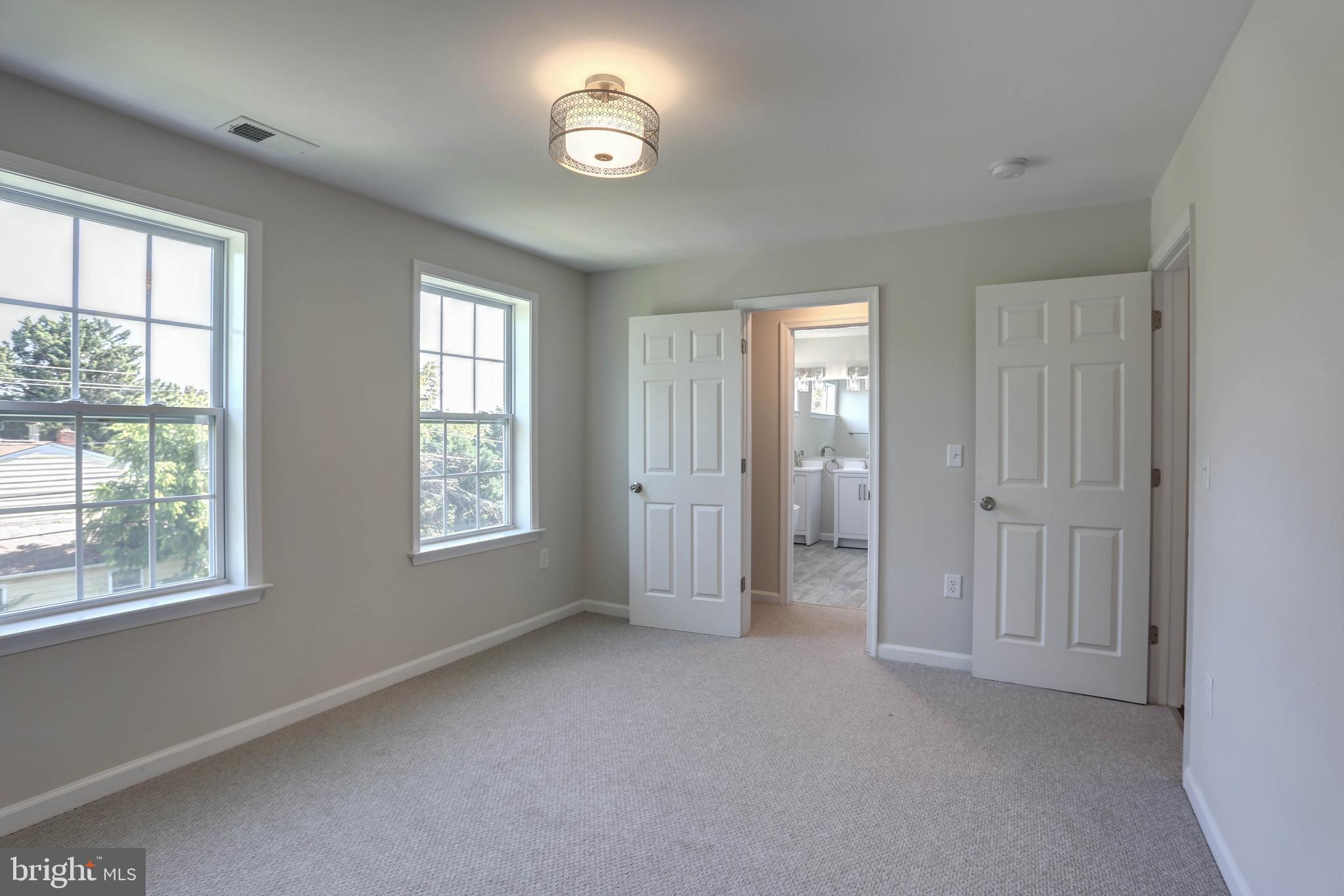 BALTIMORE HIGHLANDS - Residential