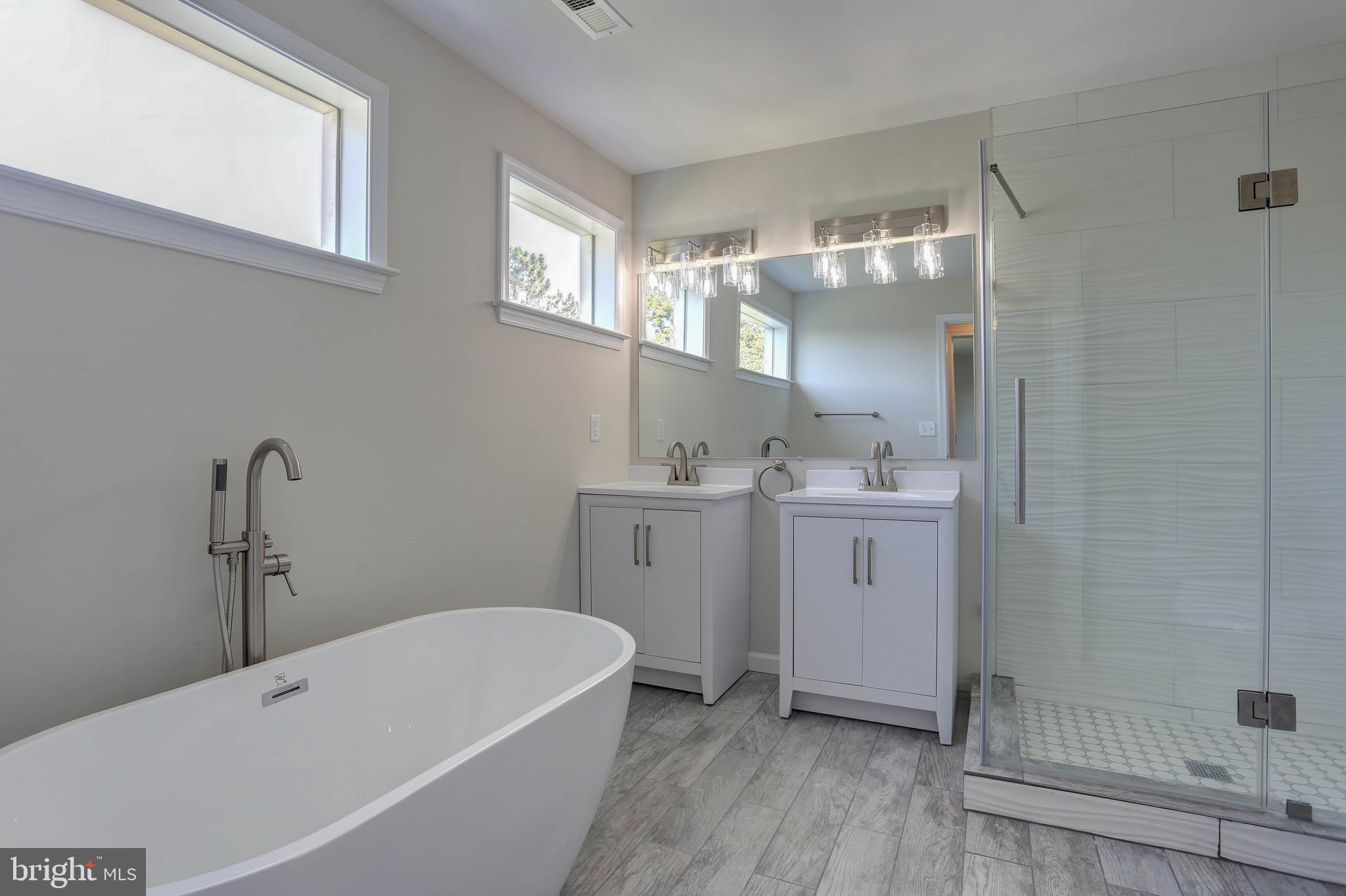 BALTIMORE HIGHLANDS - Residential