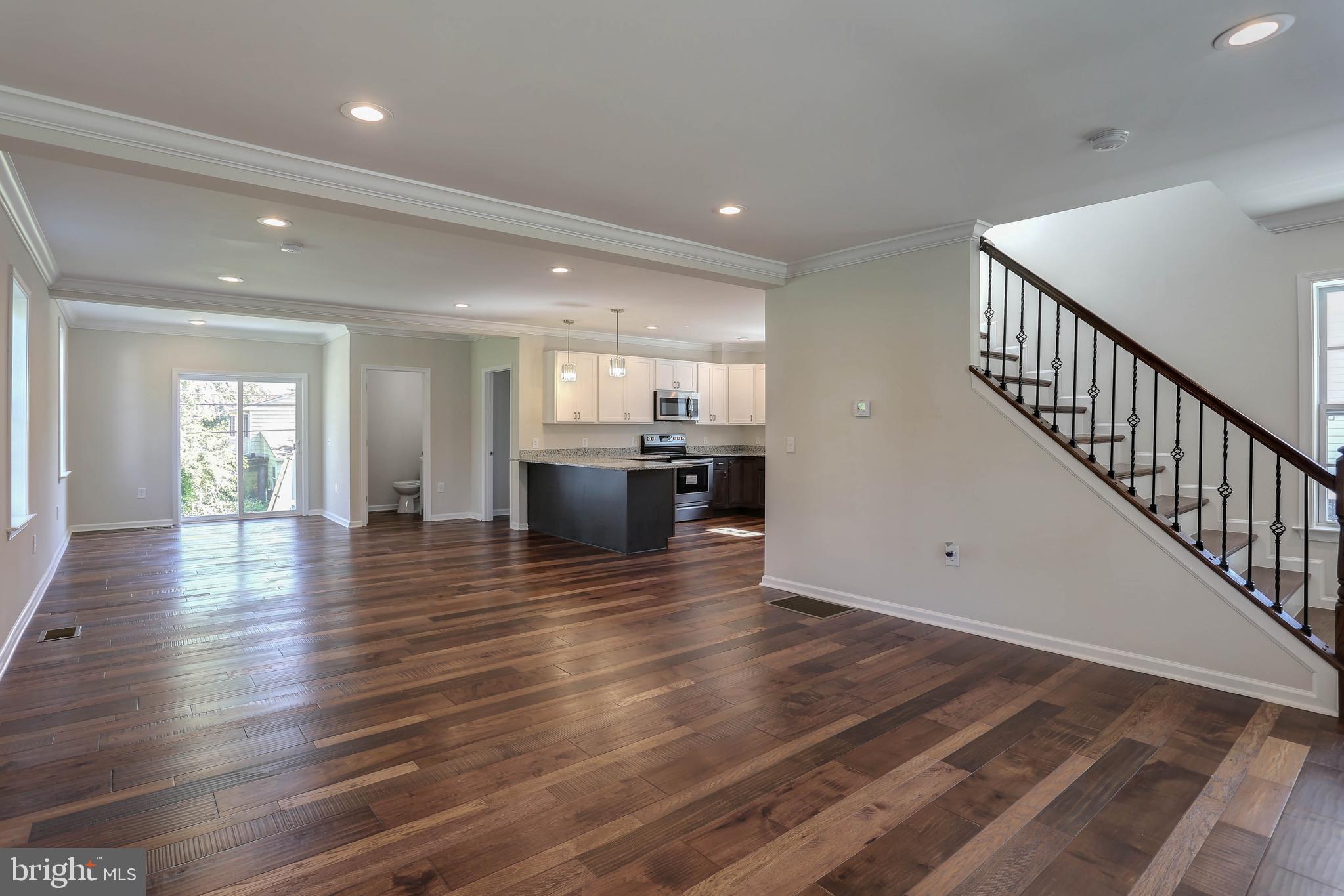 BALTIMORE HIGHLANDS - Residential