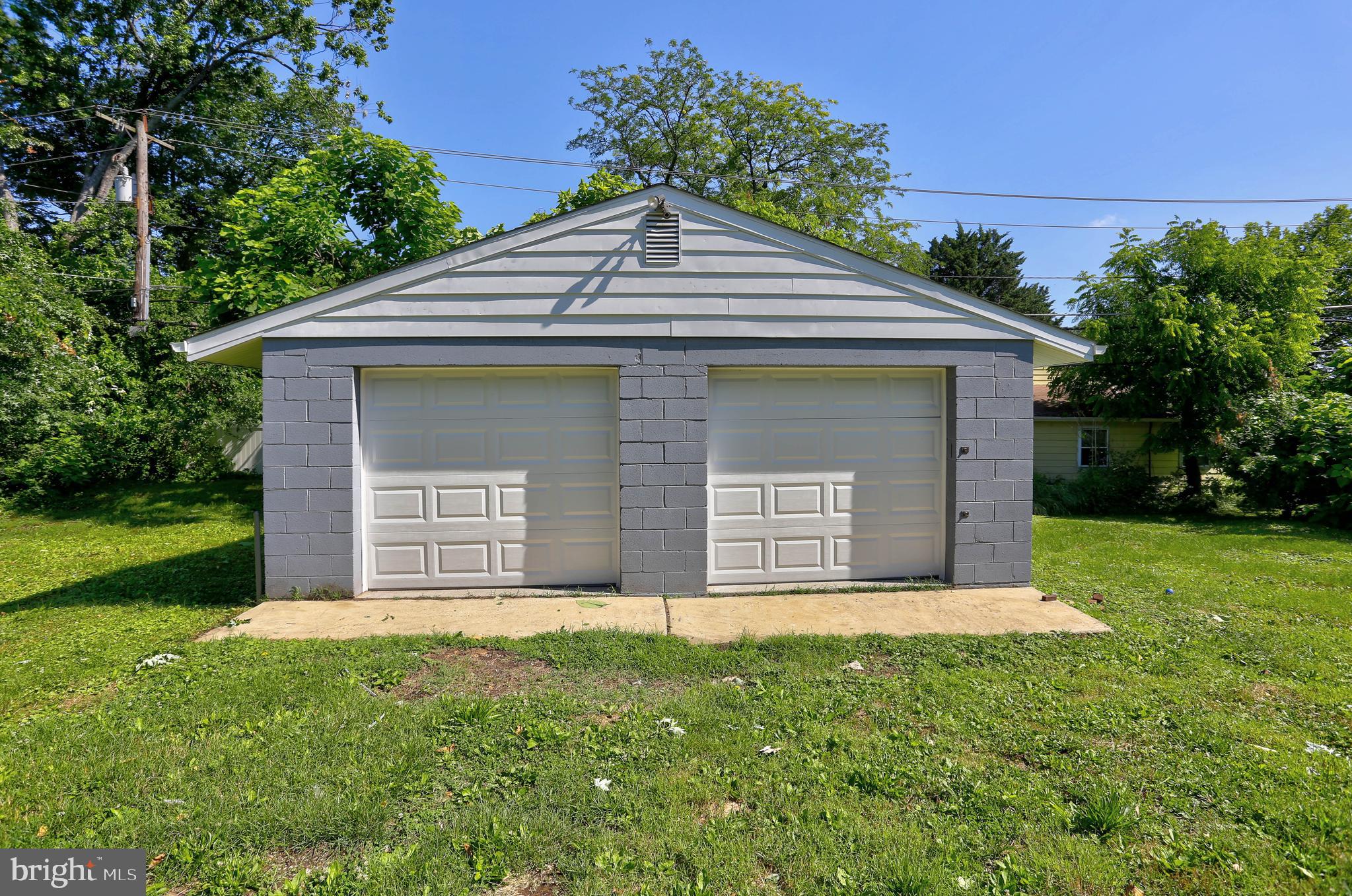 BALTIMORE HIGHLANDS - Residential