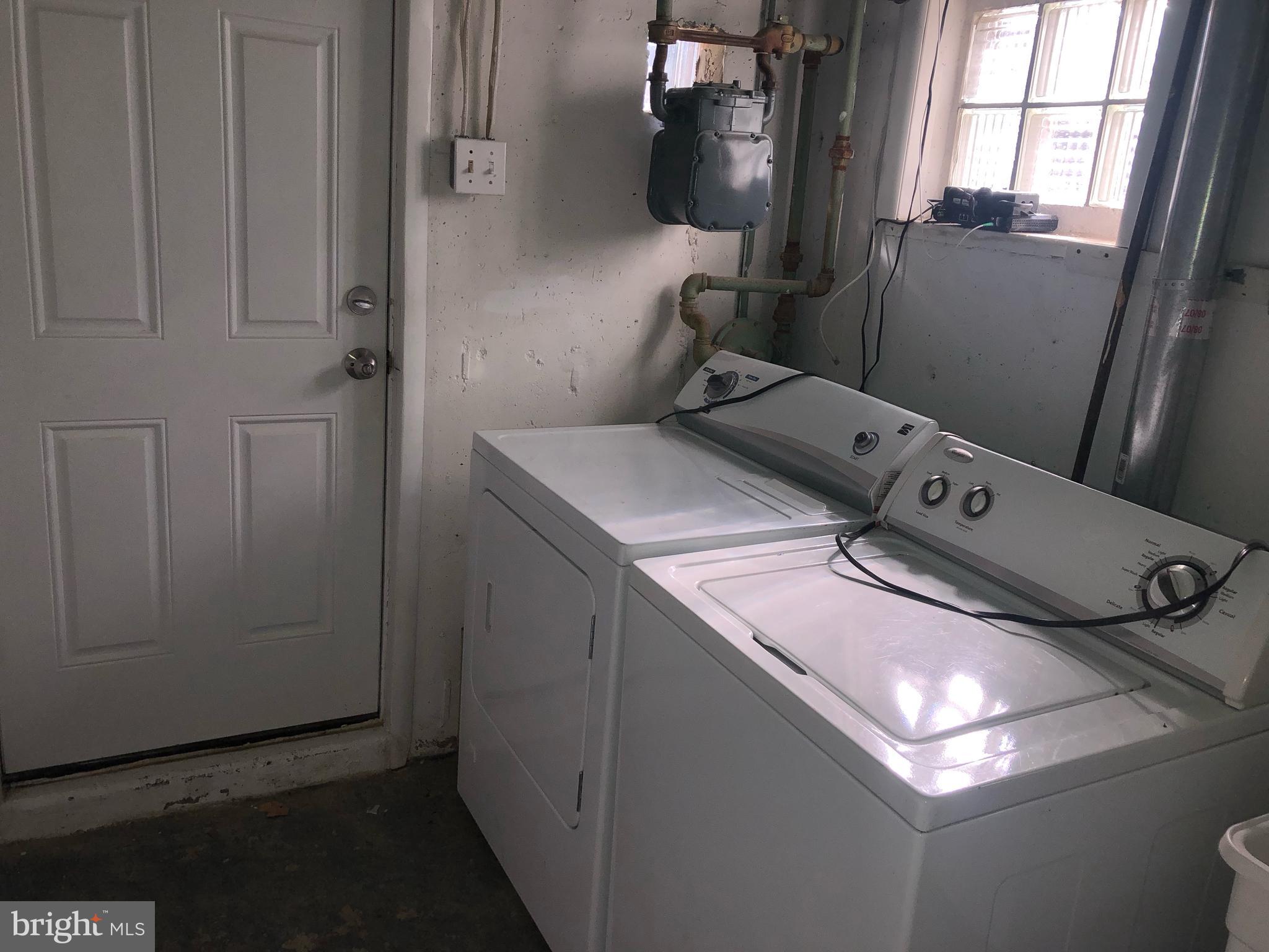 PHILMONT HEIGHTS - Residential Lease