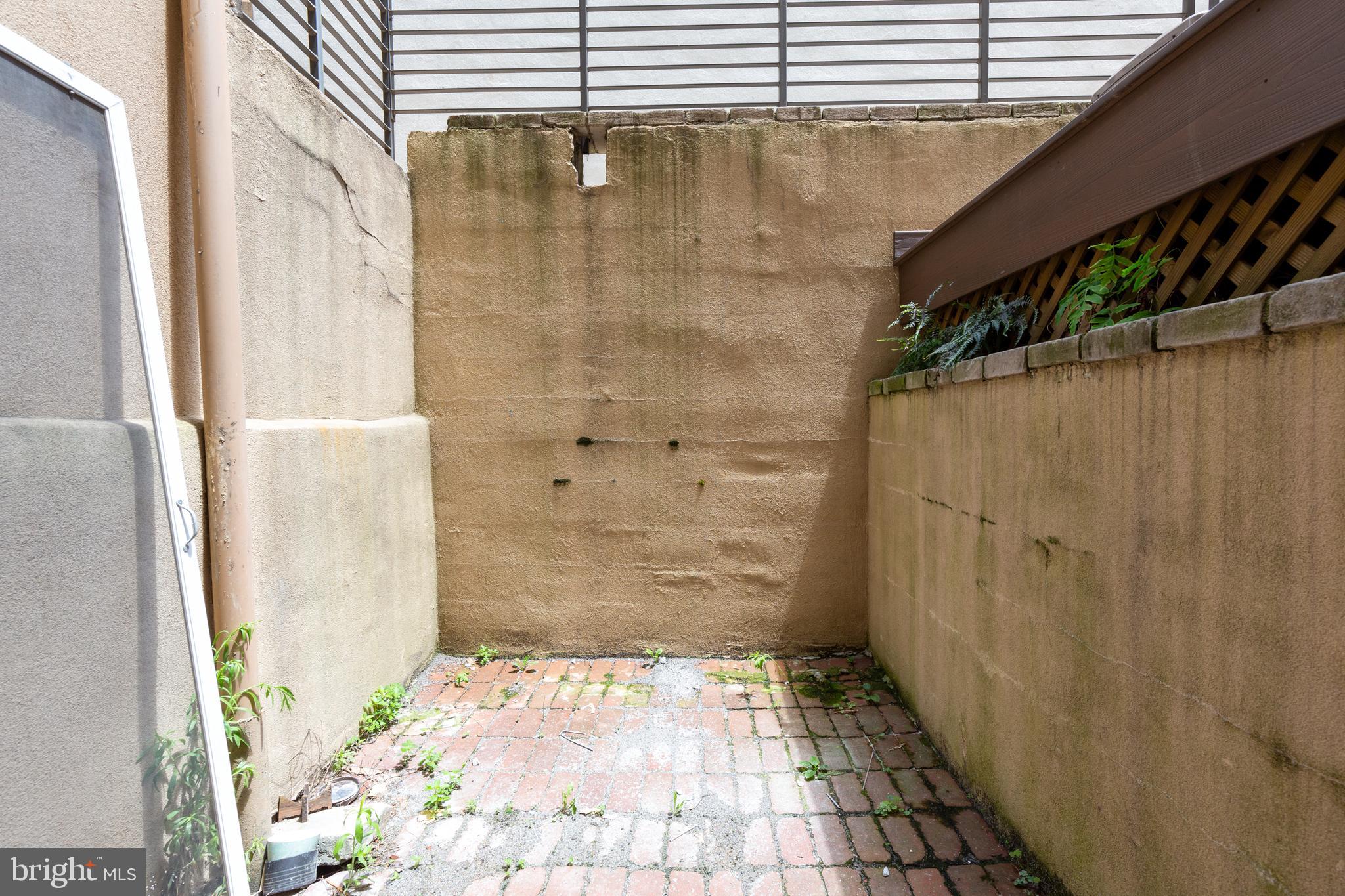 WASHINGTON SQ WEST - Residential Lease