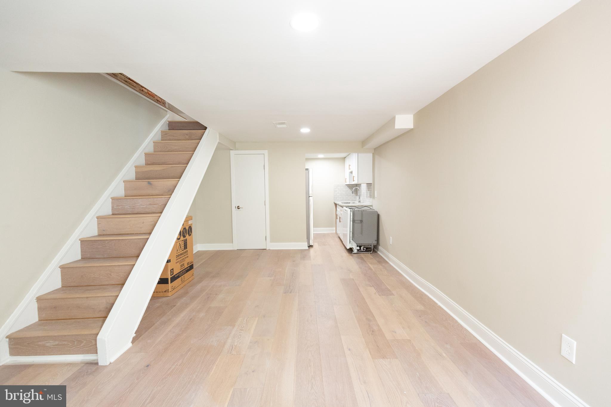 WASHINGTON SQ WEST - Residential Lease