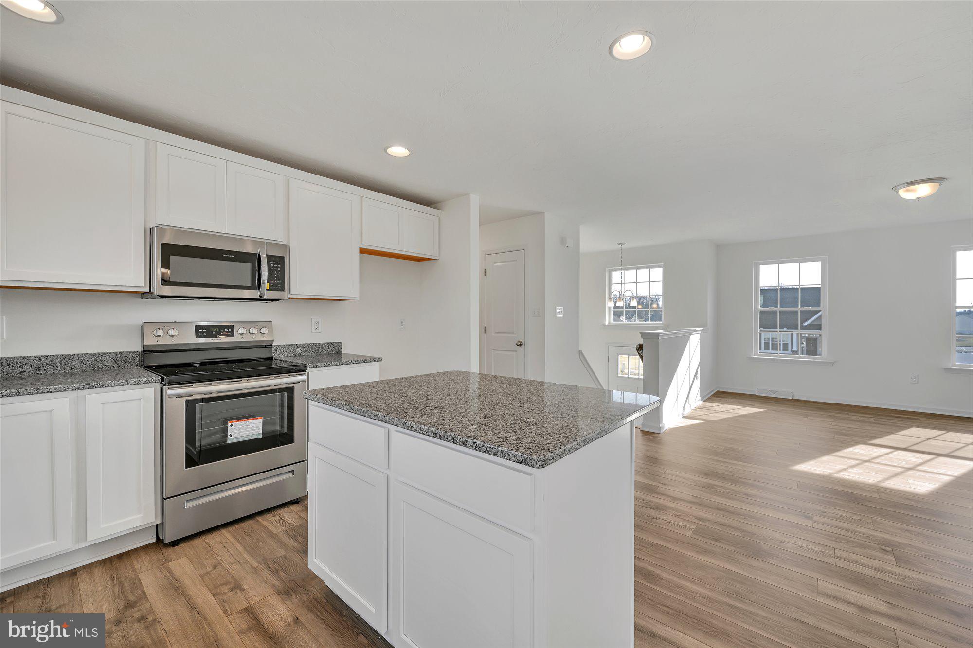 WARM SPRING RIDGE - Residential