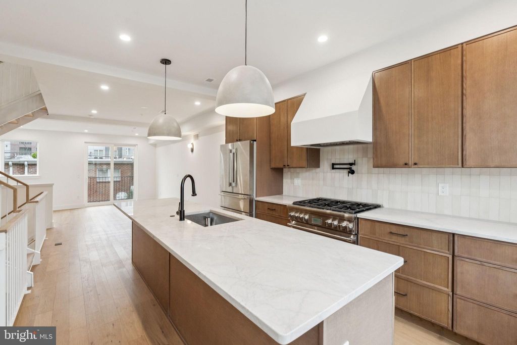 Photo of 747 N Capitol St, PHILADELPHIA, PA 19130 (MLS # PAPH2551776)