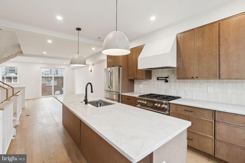 747 N CAPITOL STREET PHILADELPHIA PA 19130