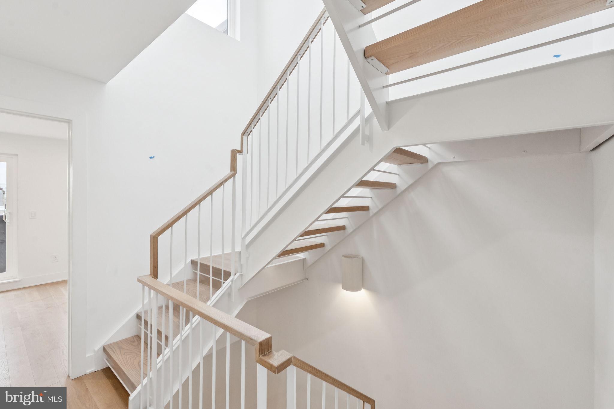 FAIRMOUNT - Residential