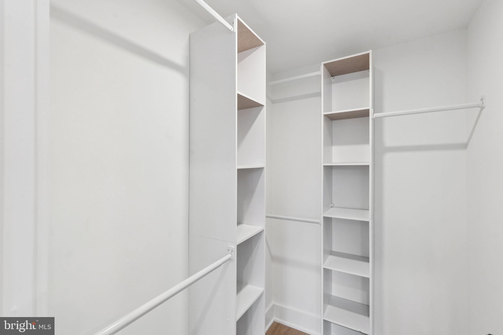 FAIRMOUNT - Residential