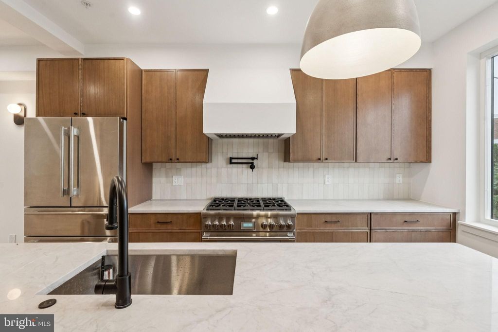 Photo of 747 N Capitol St, PHILADELPHIA, PA 19130 (MLS # PAPH2551776)