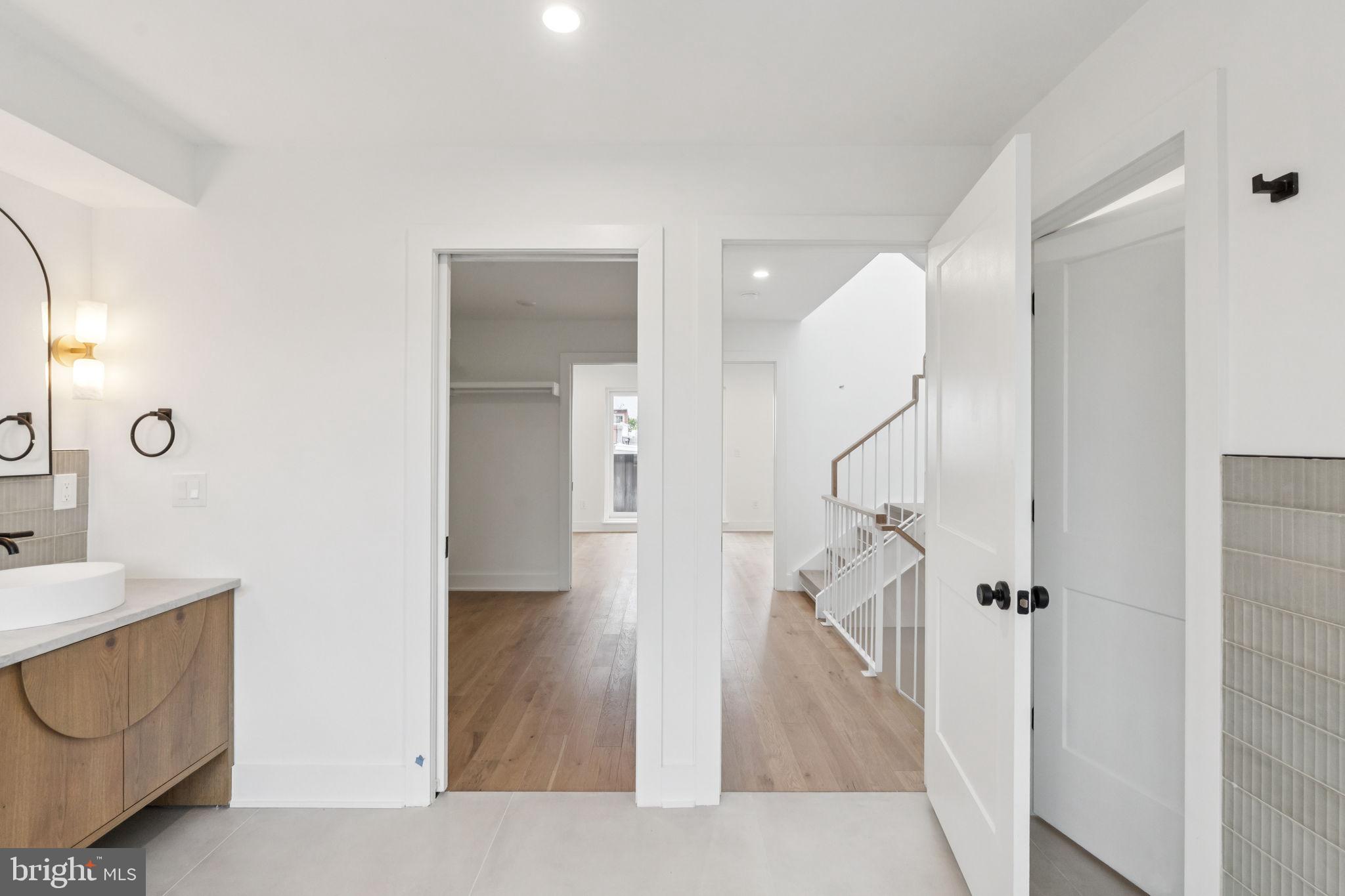 FAIRMOUNT - Residential