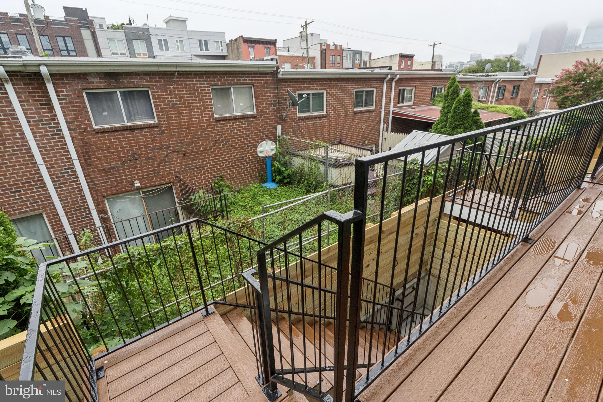 FAIRMOUNT - Residential