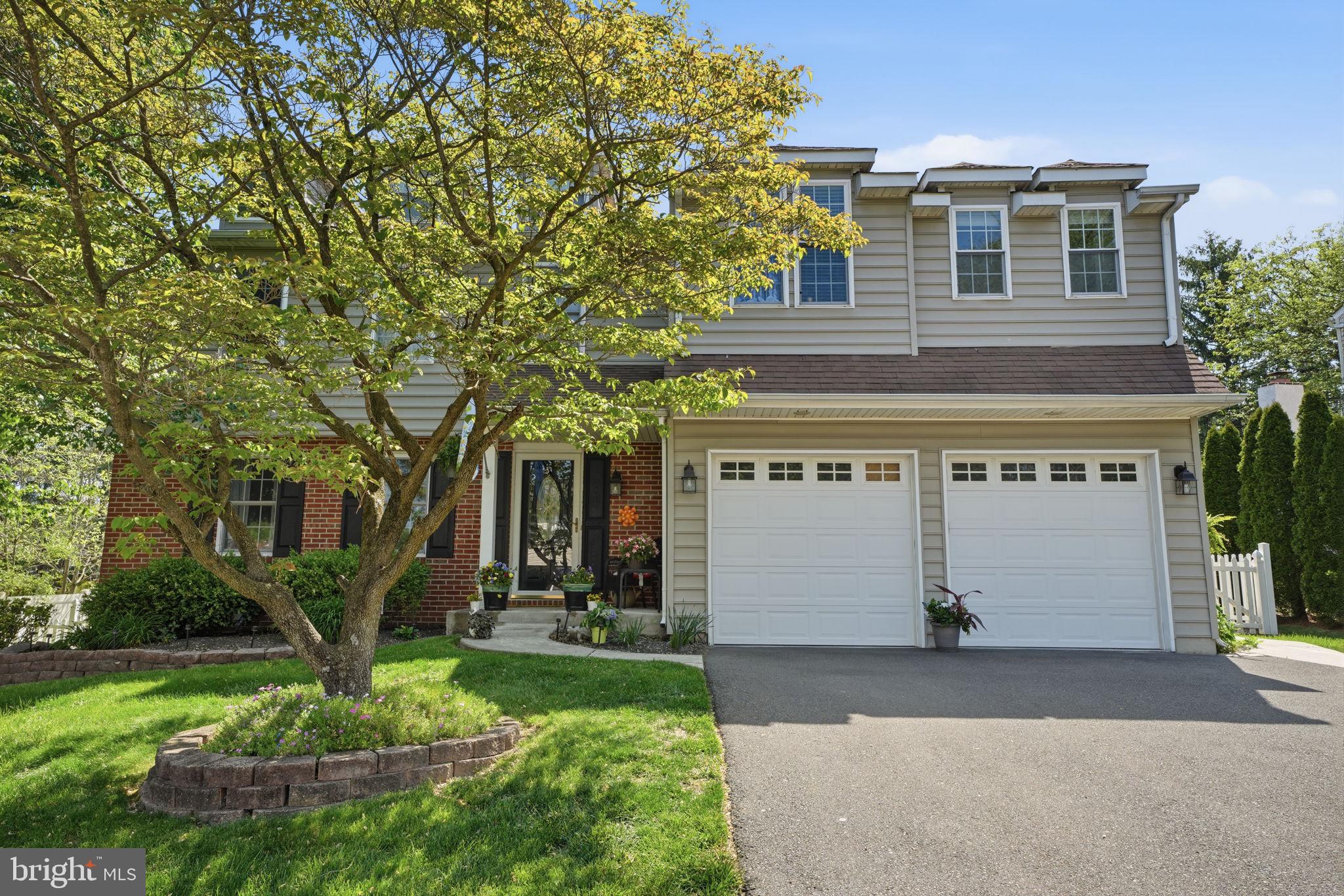 276 HAMPTON DRIVE