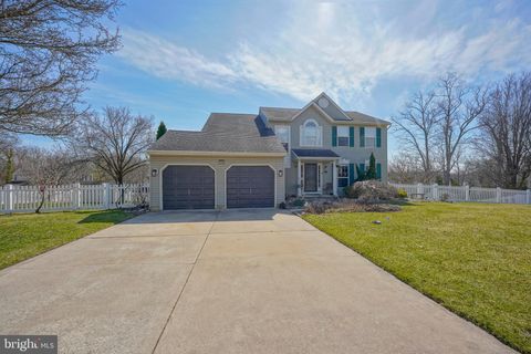 Homes For Sale - 114 Azalea<br/> Gloucester County, DEPTFORD, NJ 08096