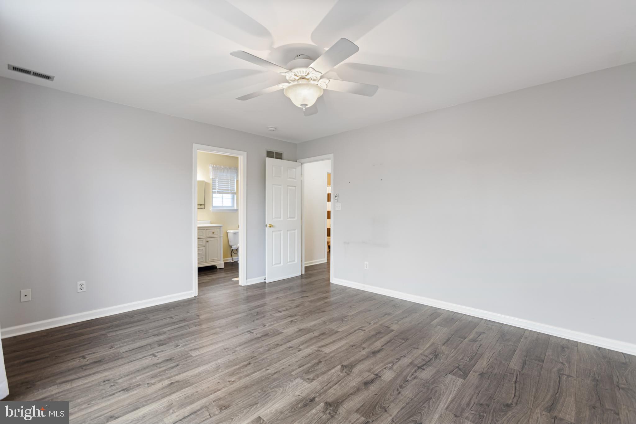 BRENNAN ESTATES - Residential Lease