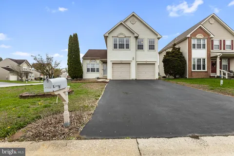 2 Kerrin Road, Bear, DE MLS: DENC2079864