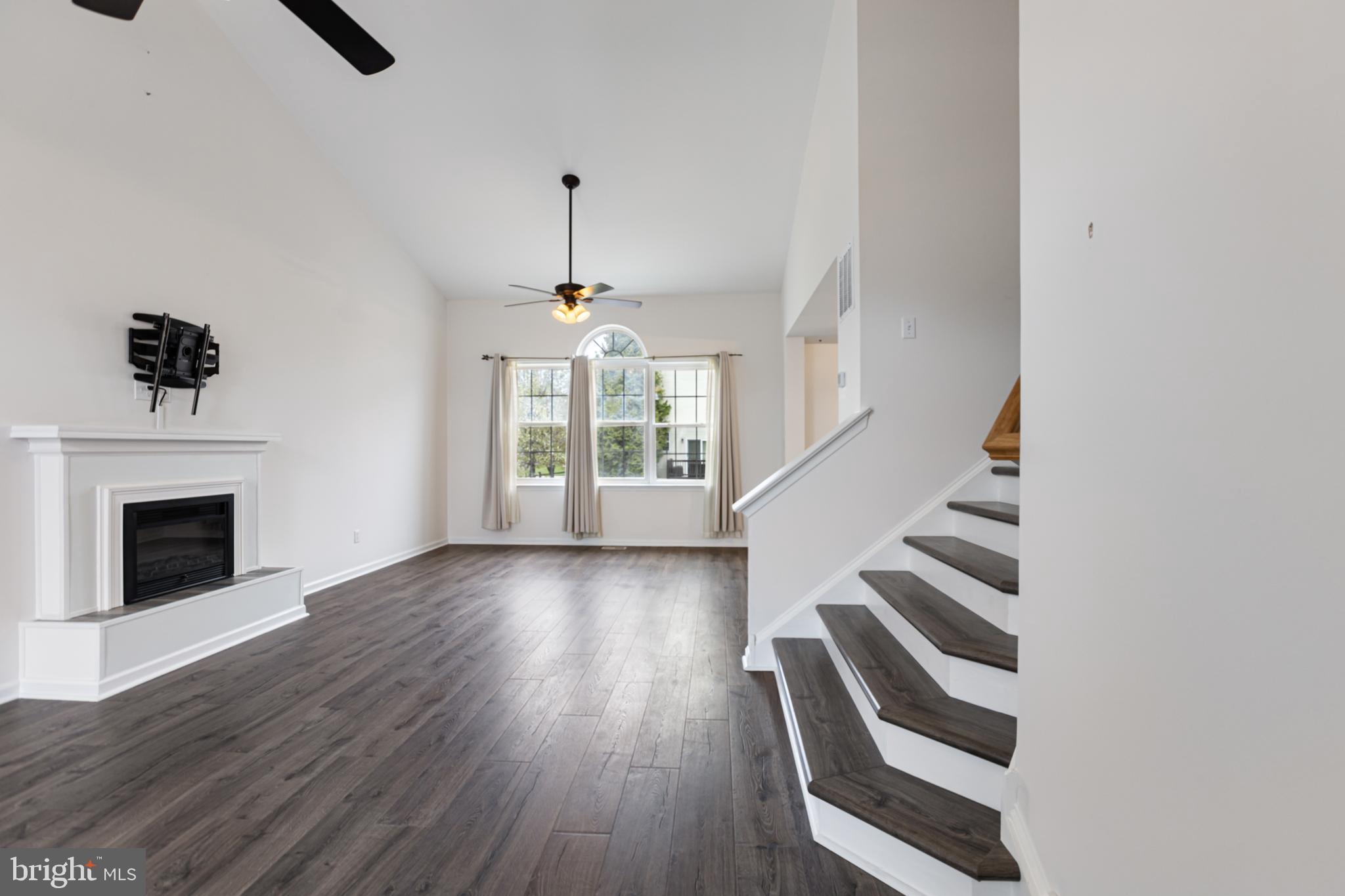 BRENNAN ESTATES - Residential Lease