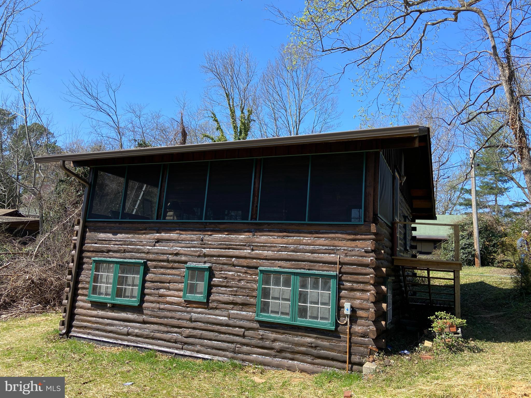 SCIENTISTS CLIFFS - Residential